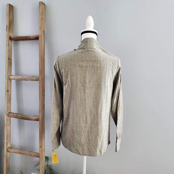 Lila Gray Lightweight Pullover Side Button Accent Mandarin Collar Top Size XS - Picture 2 of 6